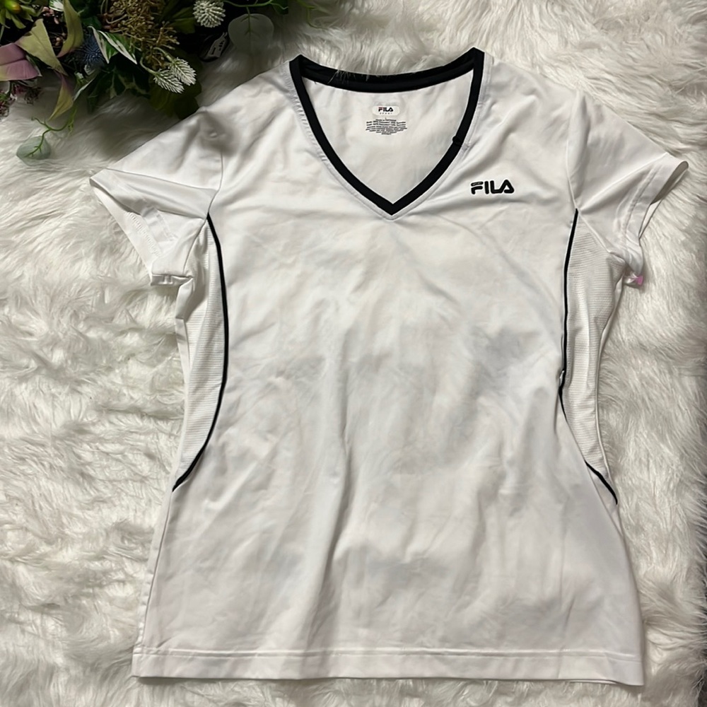 Fila women short sleeve white and black shirt